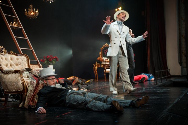 TheatreHD: Таланты и покойники